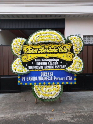 Papan Bunga Duka di Pino